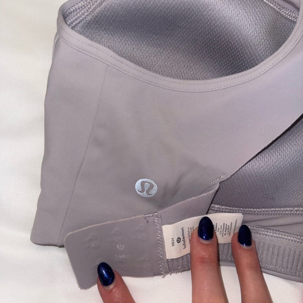 Lululemon In Alignment Straight-Strap Bra - Picture 6 of 7